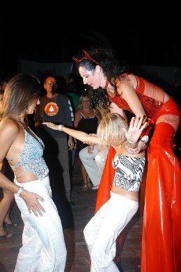 Escape Beach Club yöneticisi ile Bir Zamanlar — Bir Zamanlar arşiv fotoğrafı 5